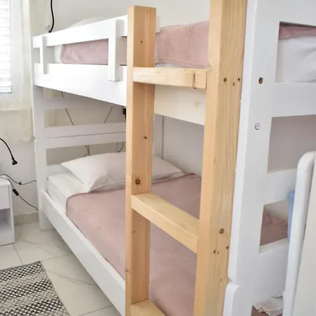 Apartamento Kuca Za Odmor Nada Marina