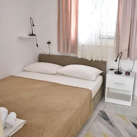 Apartamento Kuca Za Odmor Nada