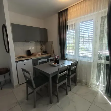 Kuca Za Odmor Nada Apartament *